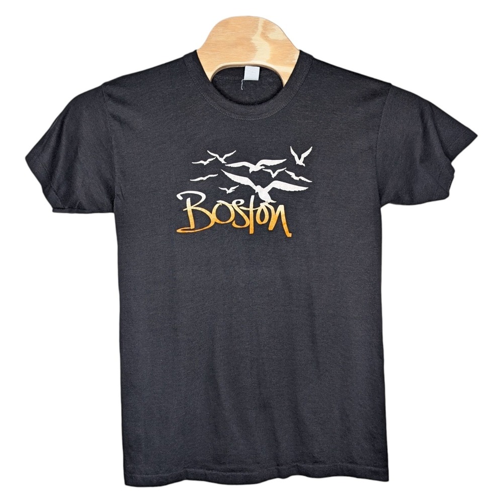 Vintage Boston Massachusetts MA T Shirt Large Black Tee Swing Seagulls Birds USA